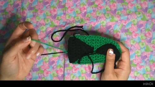 Easy crochet Jamaican flag applique for beginners — photo 3