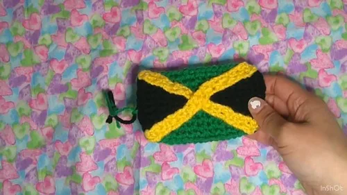 Easy crochet Jamaican flag applique for beginners