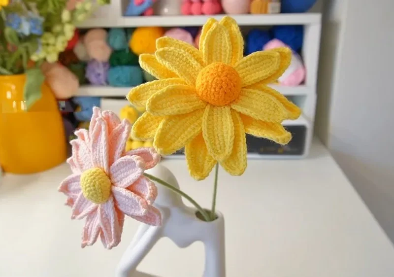 How to crochet a wired lavender daisy flower