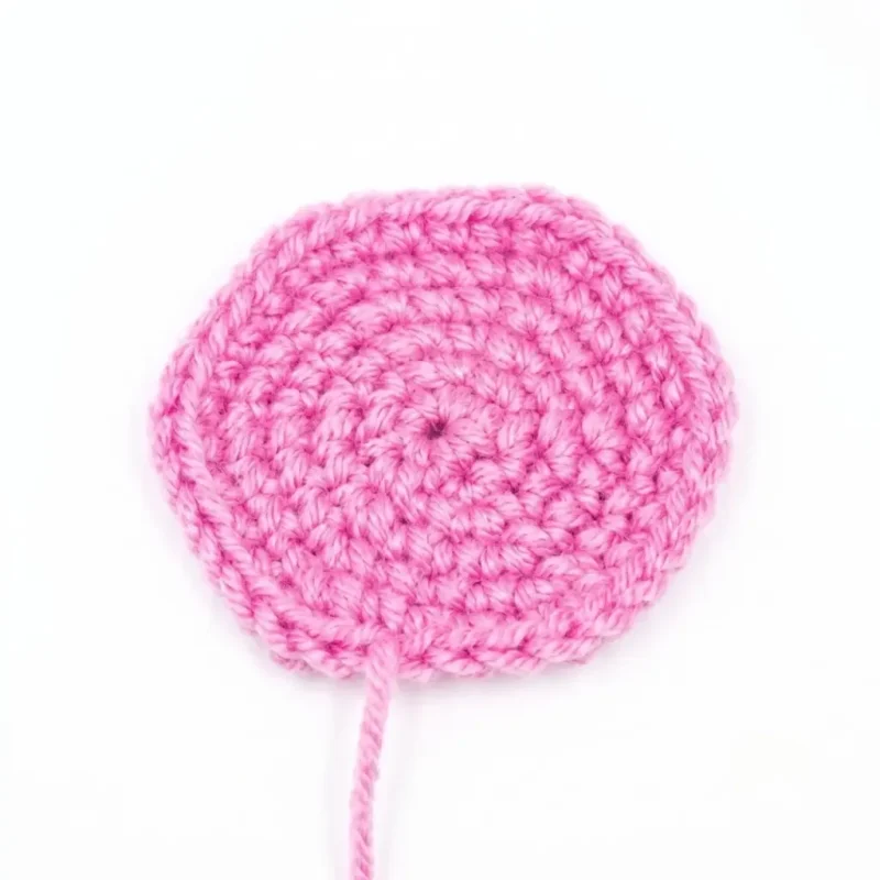 Jellyfish amigurumi with curly tentacles and a domed cap — photo 3